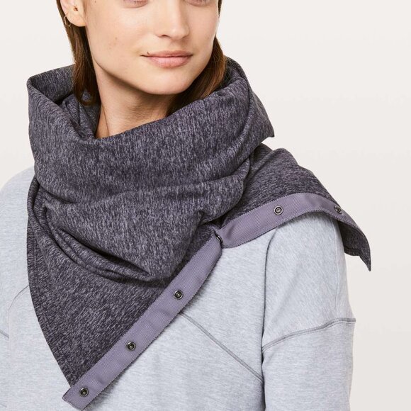 Pink Striped Lululemon Vinyasa Scarf – Great Condition - Picture 2 of 4